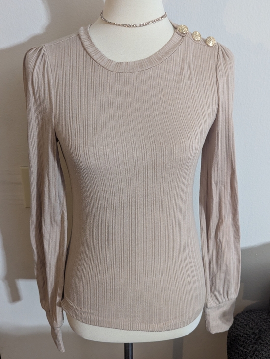 ON 34th Tops - On 34th Beige Ribbed Long Sleeve Top Gold Button Shoulder Coquette XS